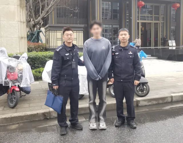 男子花700万元打赏女主播！朋友：他生日能收上亿元红包！结果打脸了……