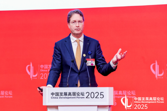 梅赛德斯-奔驰集团股份公司董事会主席康林松